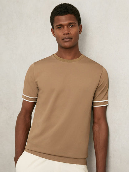 Reiss Savings - Textured Crew-Neck Tipped T-Shirt in Camel Brown