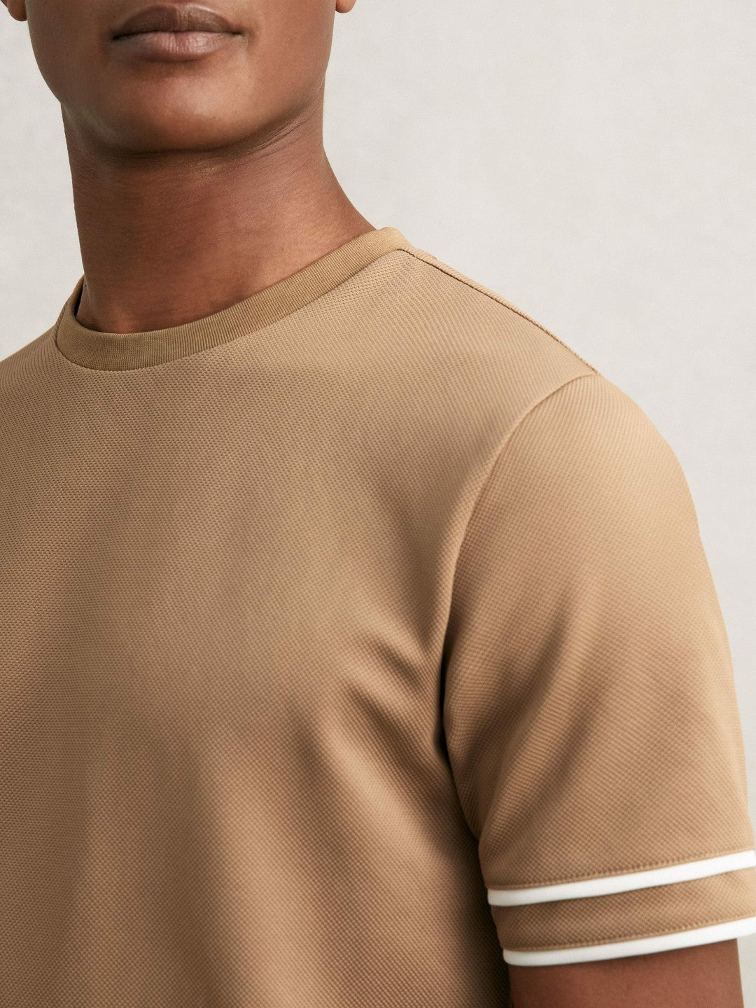 Reiss Savings - Textured Crew-Neck Tipped T-Shirt in Camel Brown