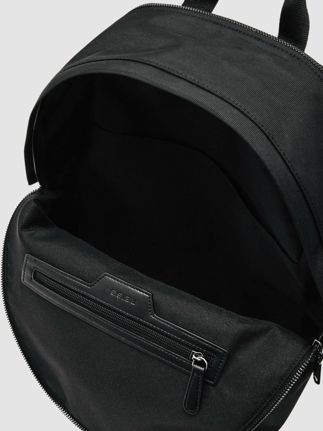 Reiss Affordable - Woven Zipped Backpack in Black