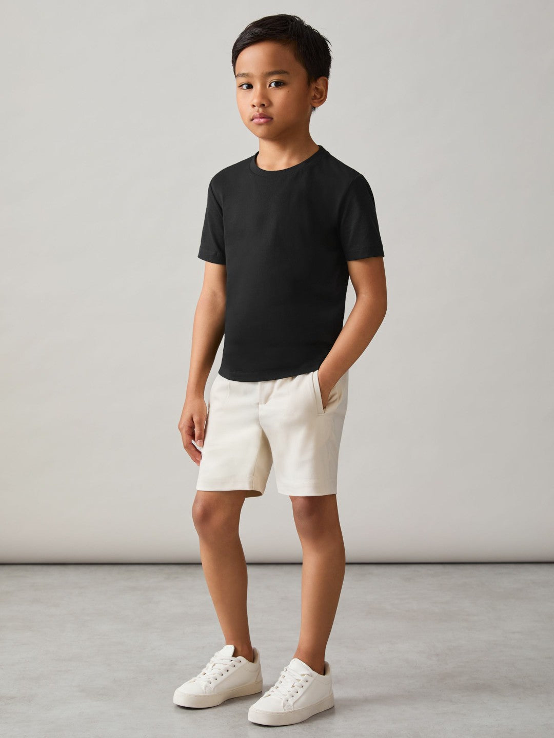 Reiss 9-13 yrs Crew Neck T-Shirt in Black