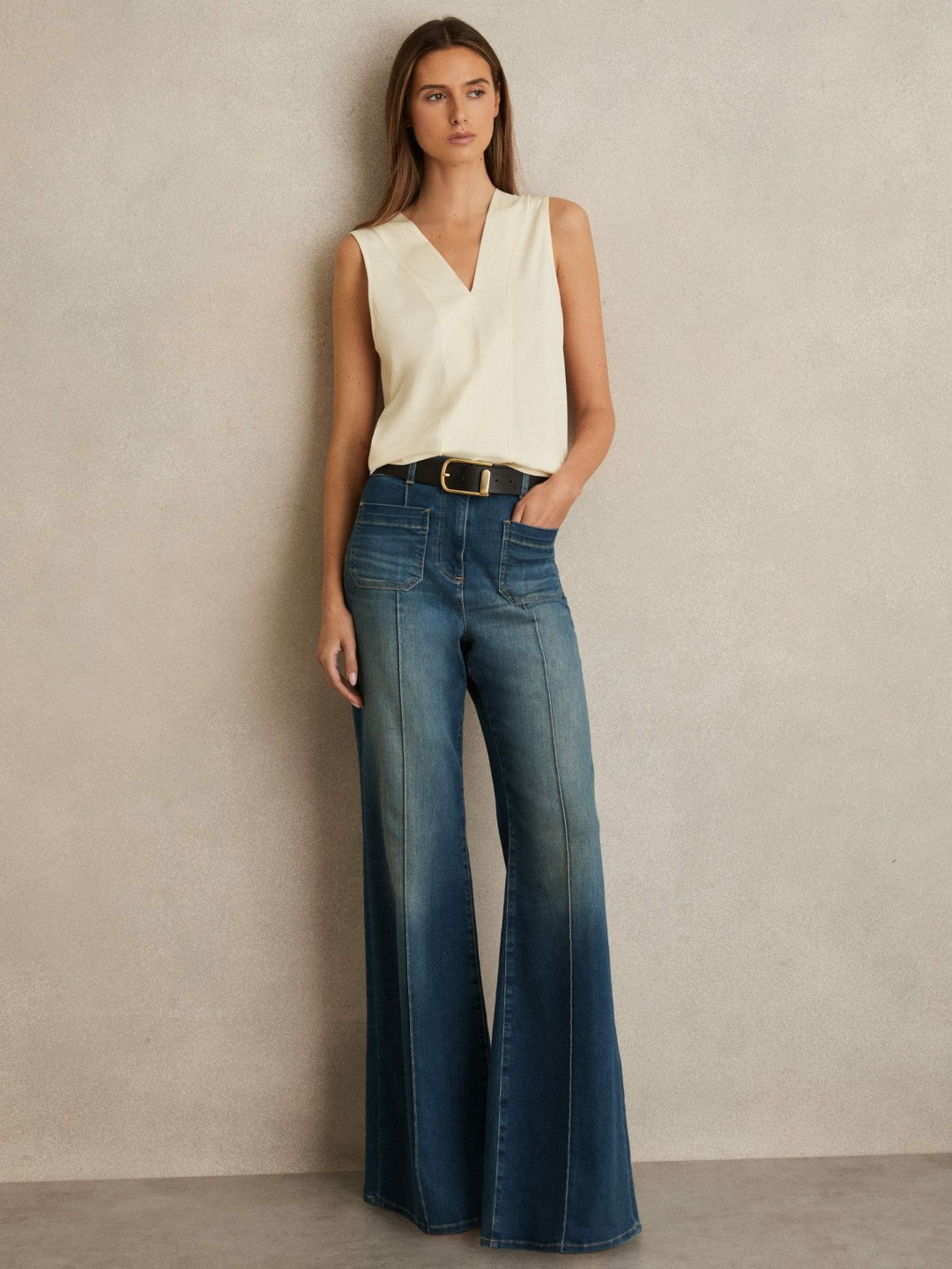 Reiss V-Neck Shell Top in Ivory