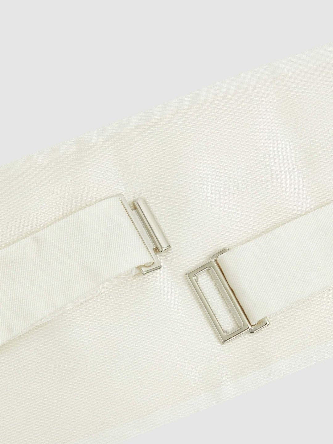 Reiss Savings - Silk Cummerbund in Ivory