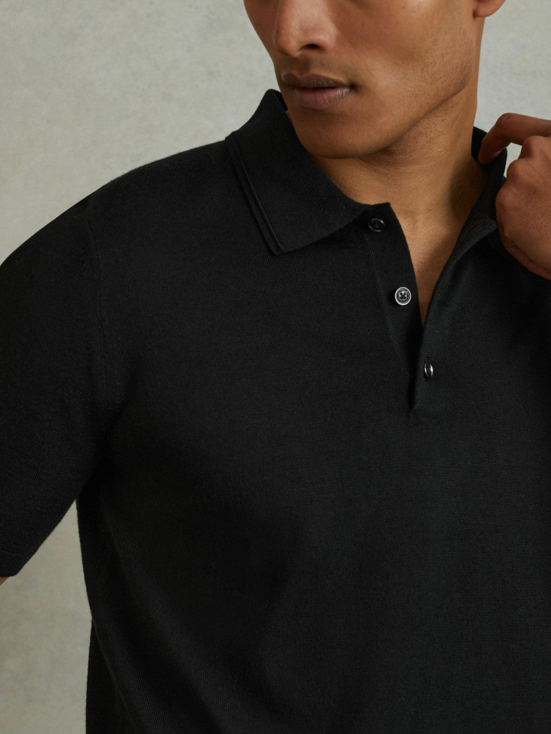 Reiss Deal - Merino Wool Polo Shirt in Black