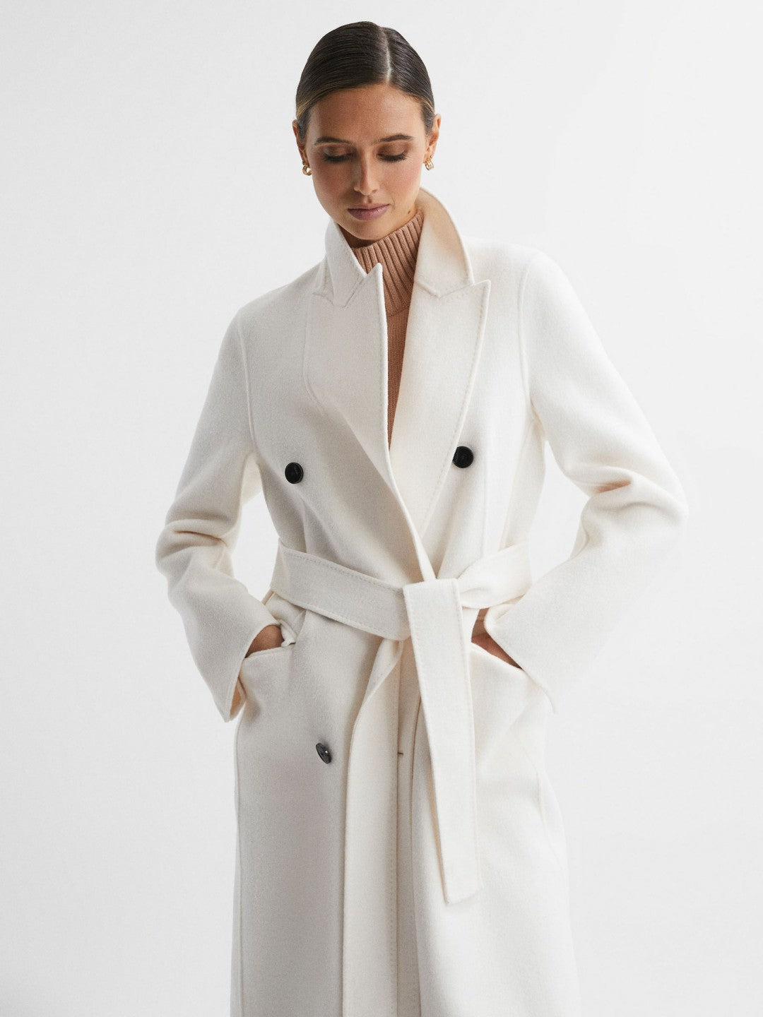 Reiss Savings - Petite Relaxed Wool Blend Blindseam Belted Coat in Cream