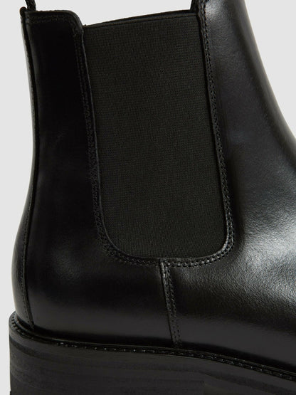 Reiss Popular Choice - Leather Chelsea Boots in Black
