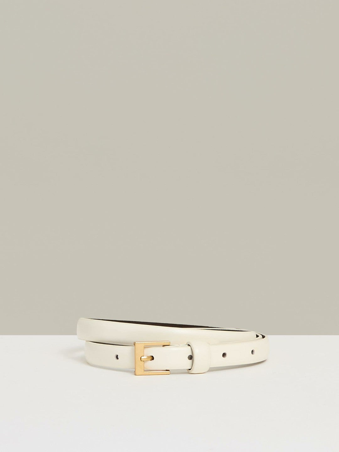 Reiss Popular Choice - Thin Leather Belt in Off White