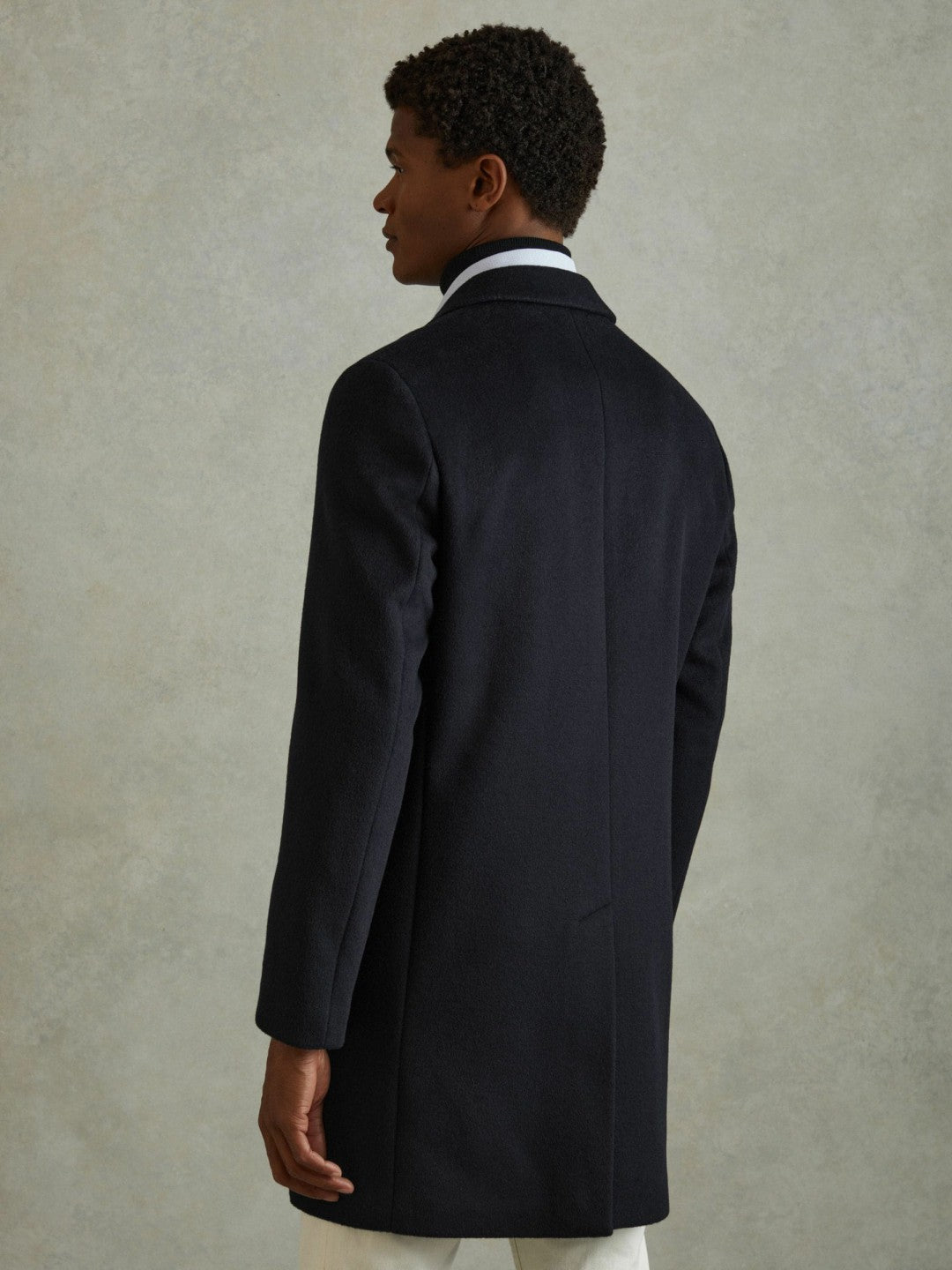 Reiss Savings - Wool Blend Single Breasted Epsom Overcoat in Navy