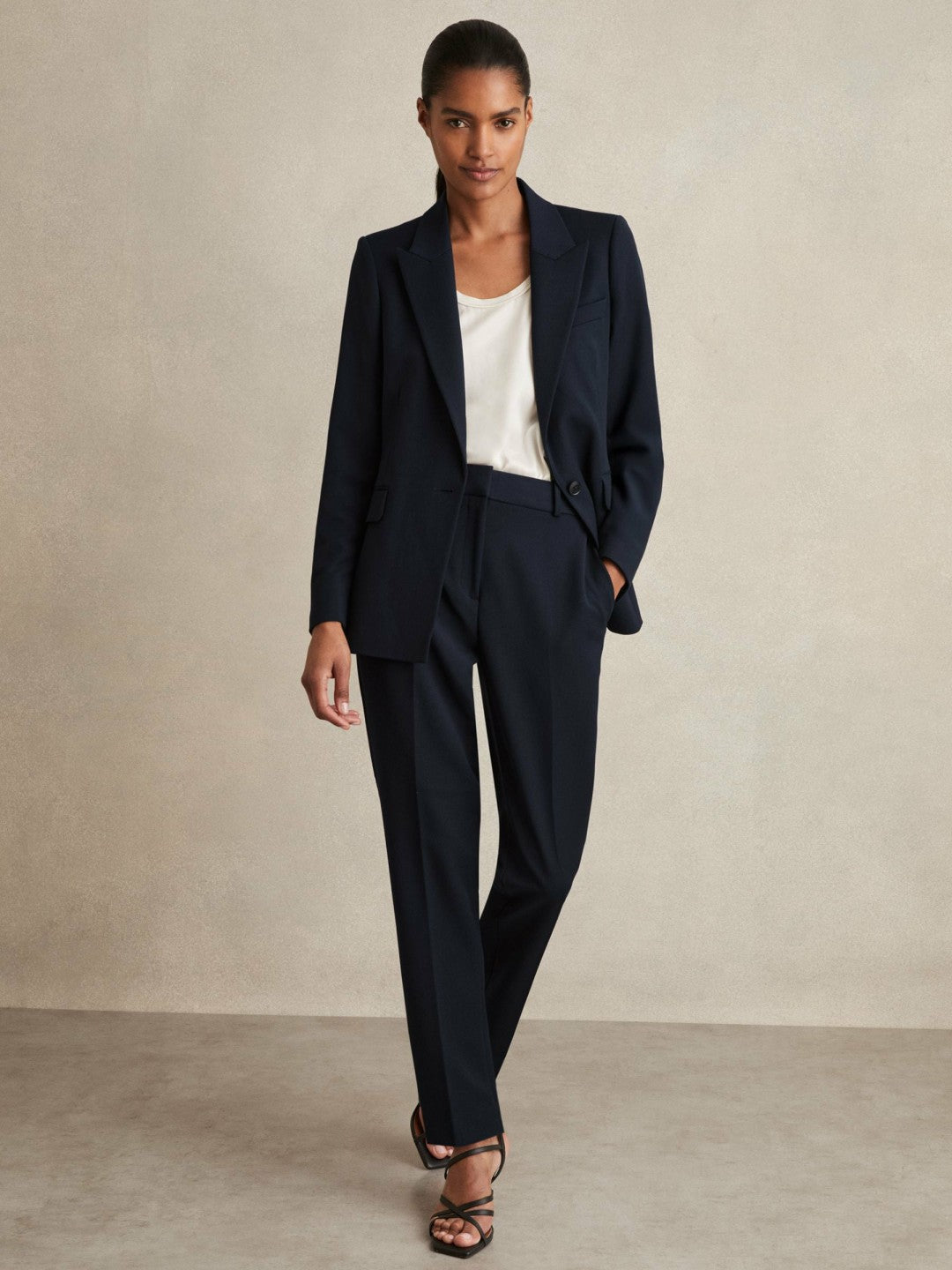 Reiss Slim Fit Suit Trousers in Navy