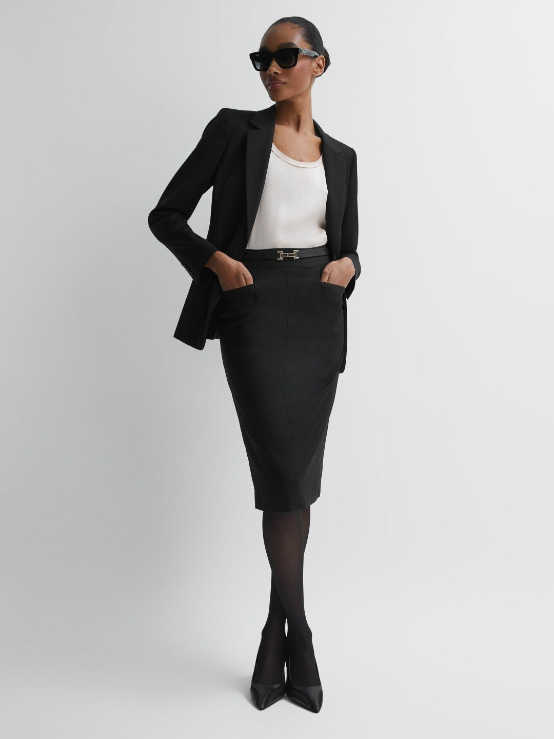 Reiss Tailored Pencil Skirt in Black