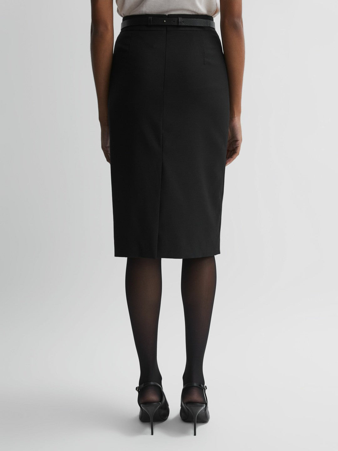 Reiss Tailored Pencil Skirt in Black