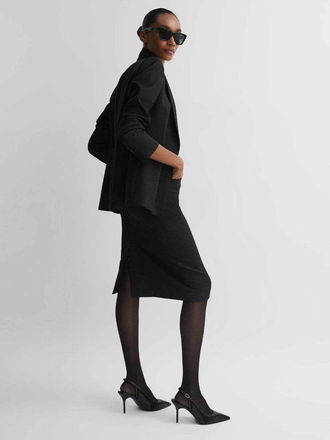 Reiss Tailored Pencil Skirt in Black