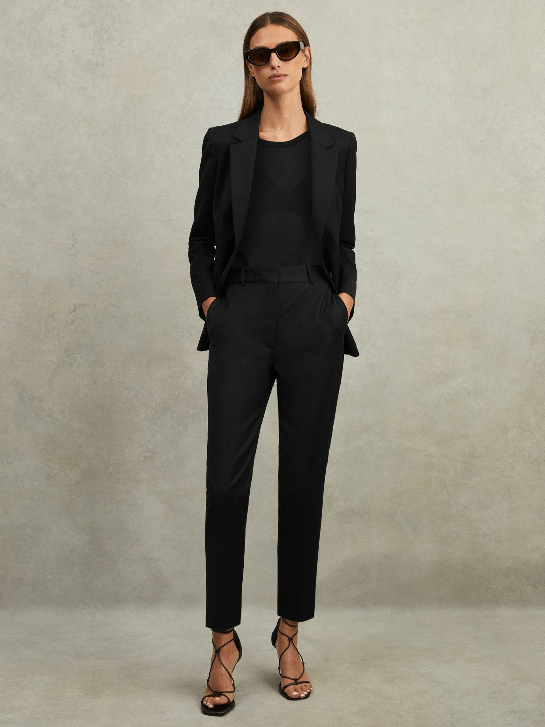 Reiss Wool Blend Tapered Suit Trousers in Black
