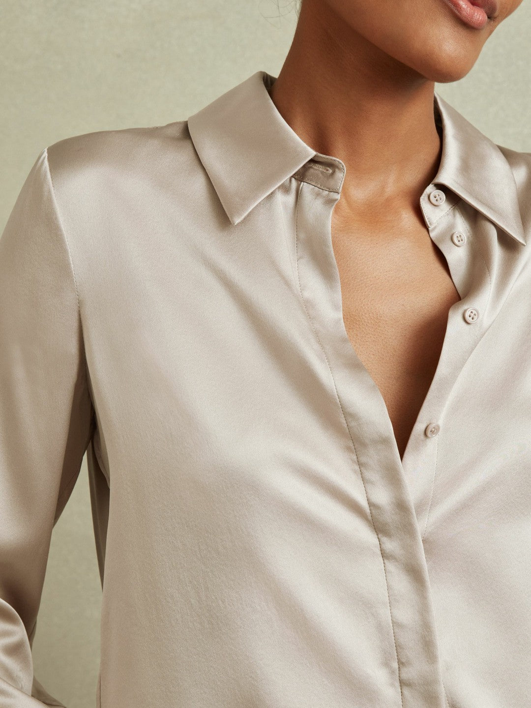 Reiss Popular Choice - Silk Double-Cuff Button-Through Shirt in Champagne