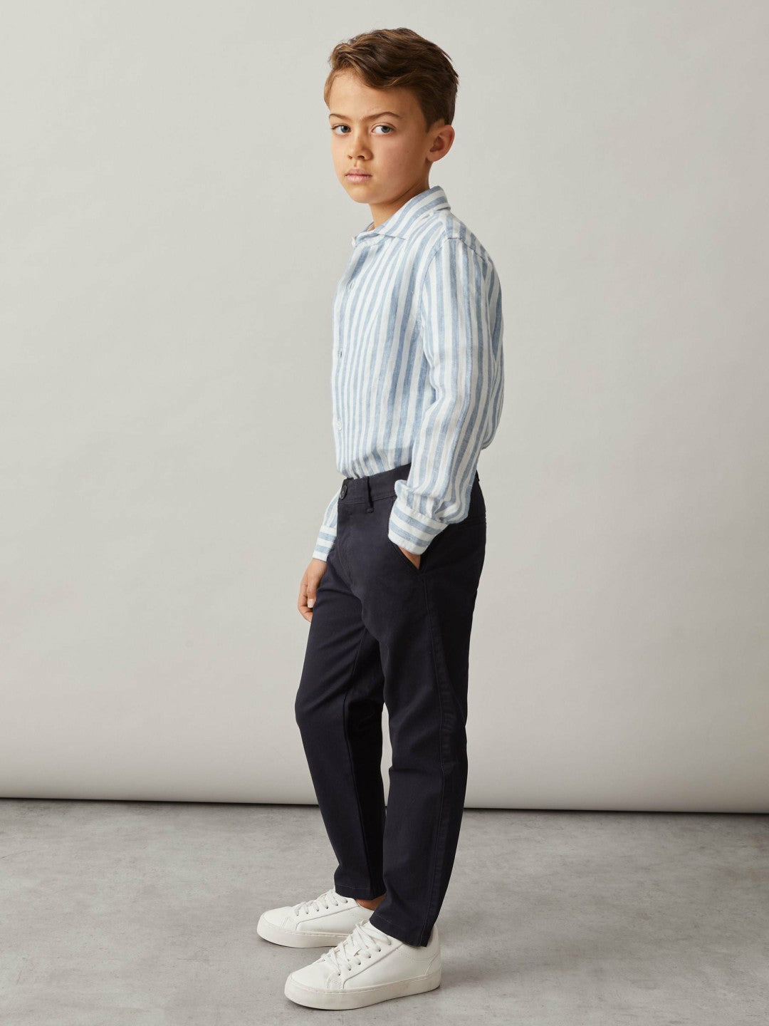 Reiss 3-9 yrs Slim Fit Casual Chinos in Navy