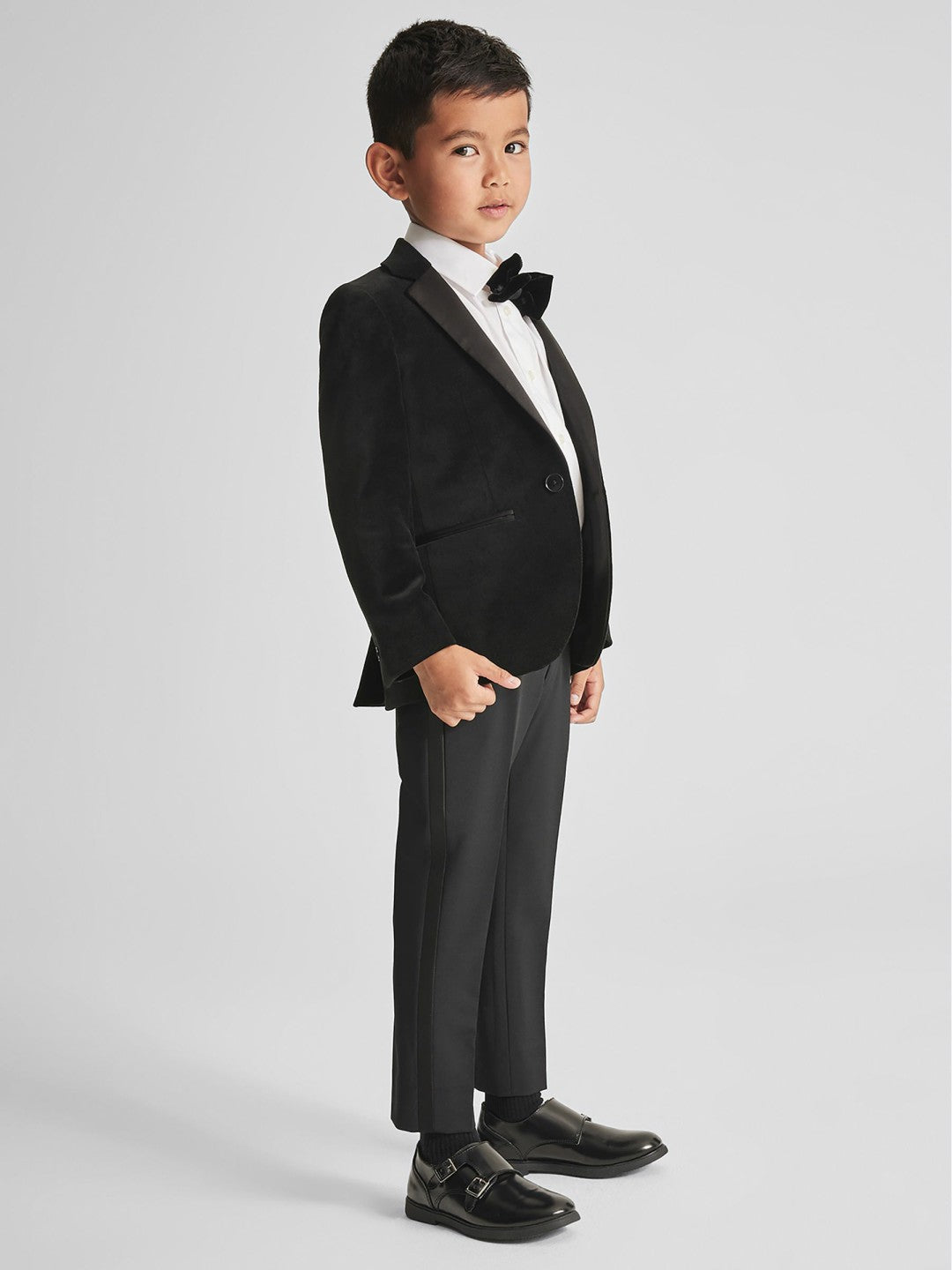 Reiss Savings - 4-9 yrs Single Breasted Velvet Blazer in Black