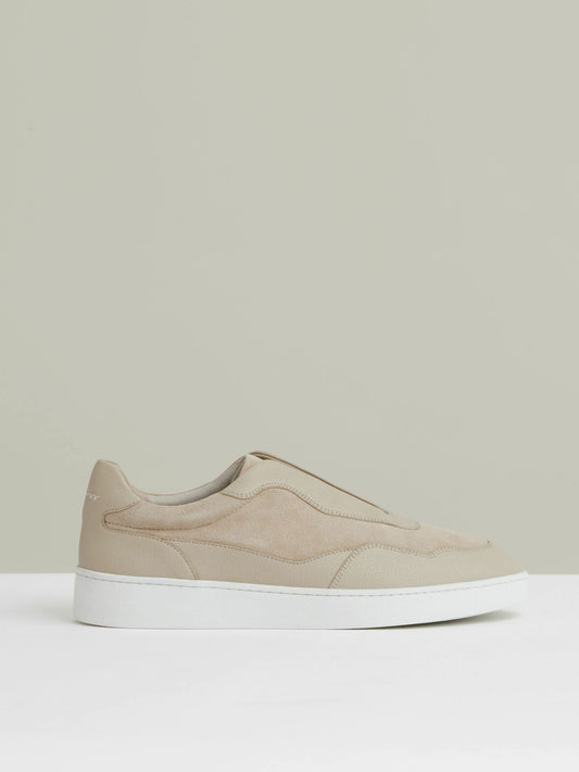 Reiss Popular Choice - Leather Elasticated-Lace Trainers in Ecru