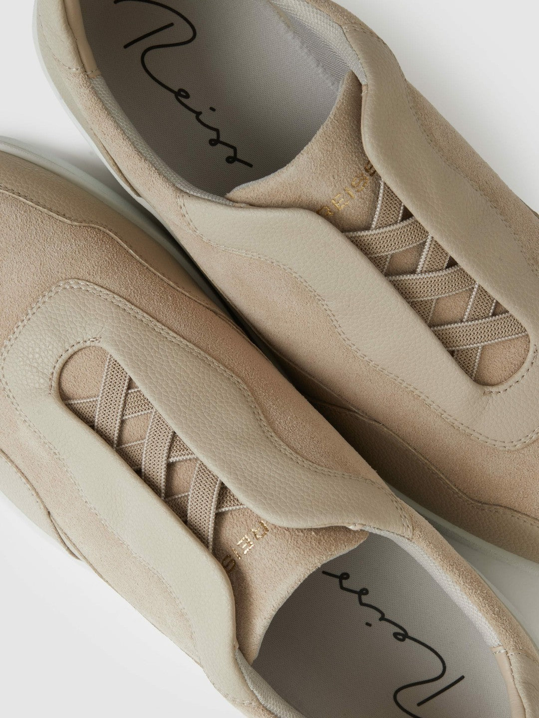 Reiss Popular Choice - Leather Elasticated-Lace Trainers in Ecru