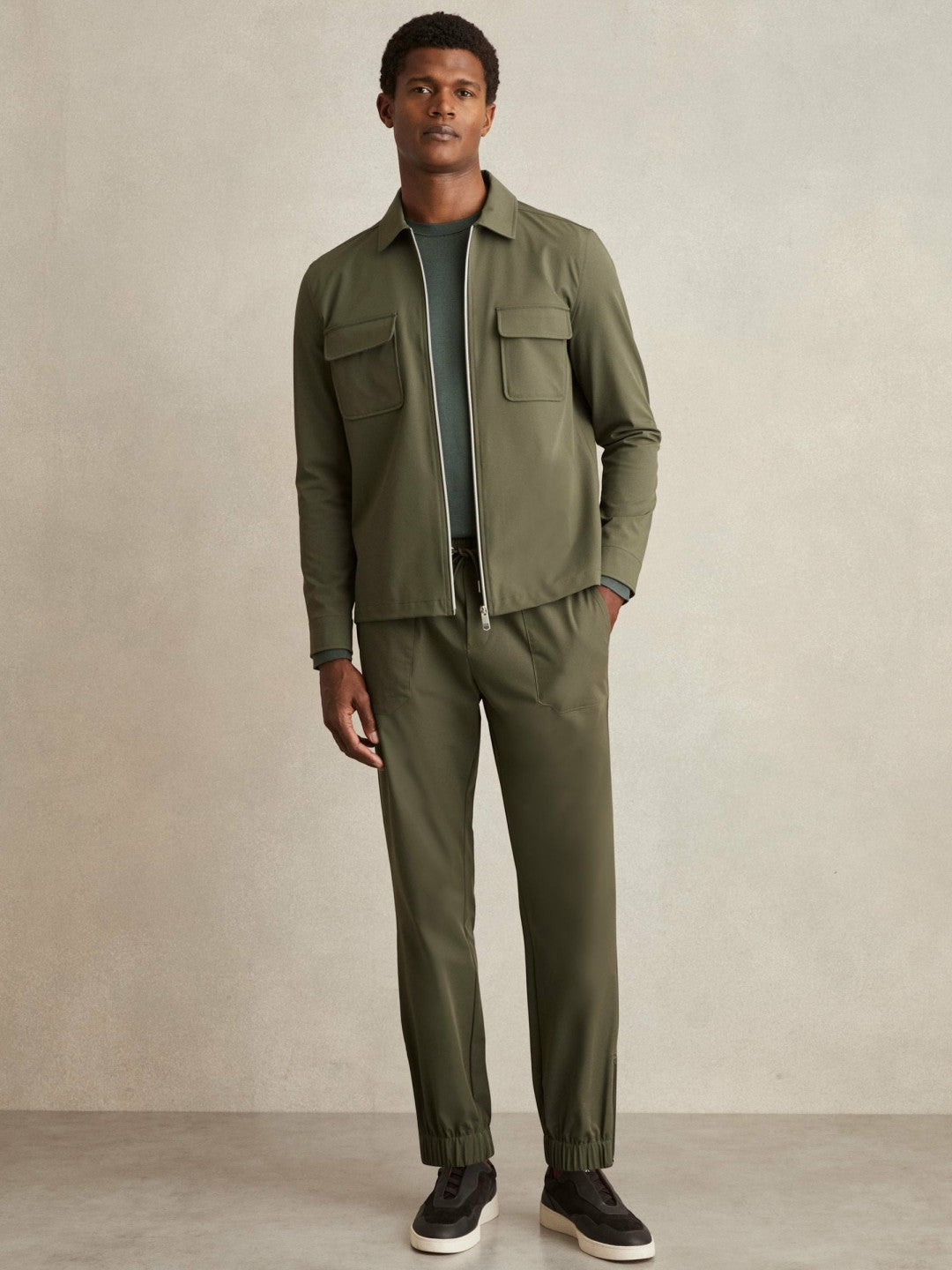 Reiss Popular Choice - Drawstring Technical Cuffed Trousers in Green