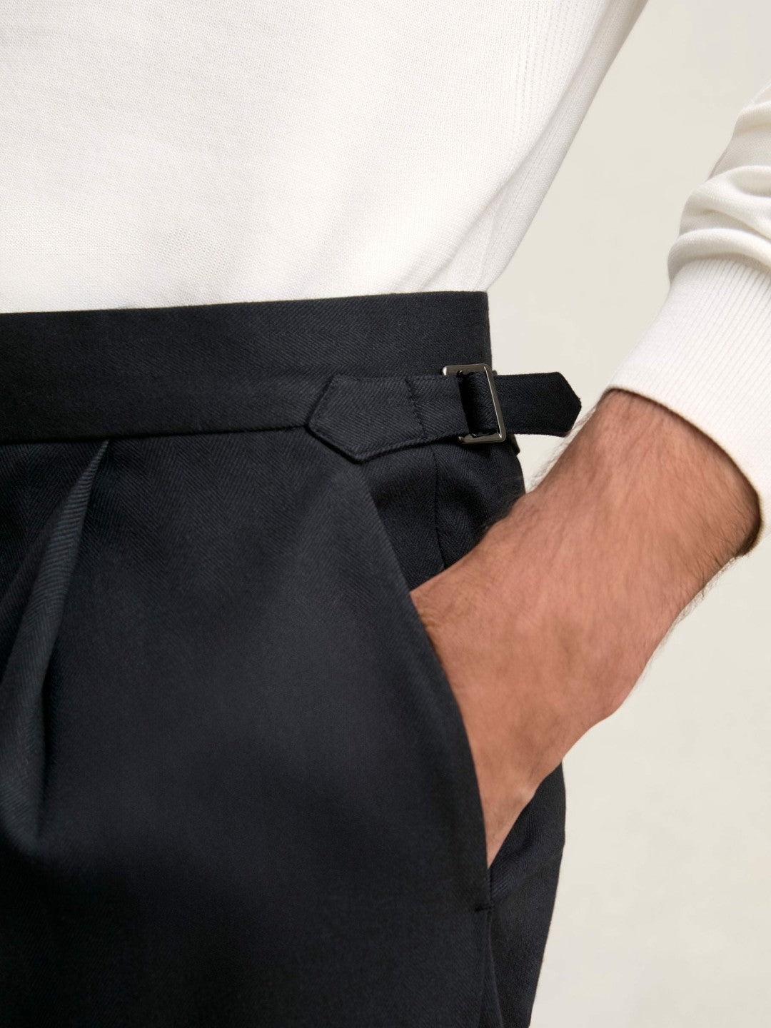 Reiss Value - Regular Fit Herringbone Trousers With Cotton in Navy