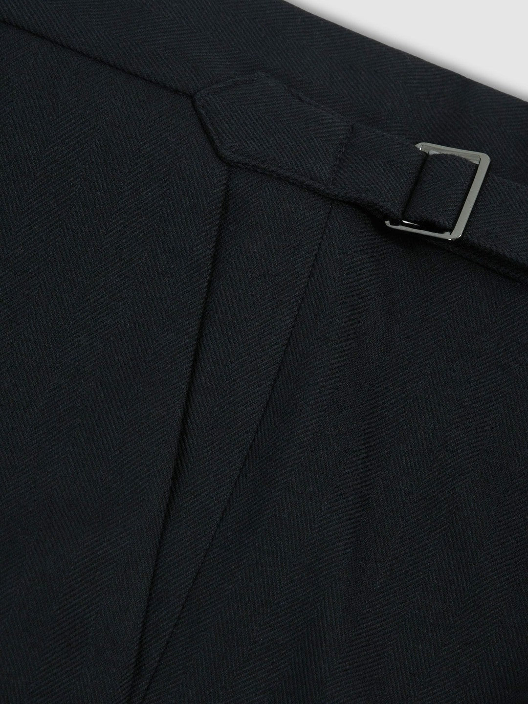 Reiss Value - Regular Fit Herringbone Trousers With Cotton in Navy