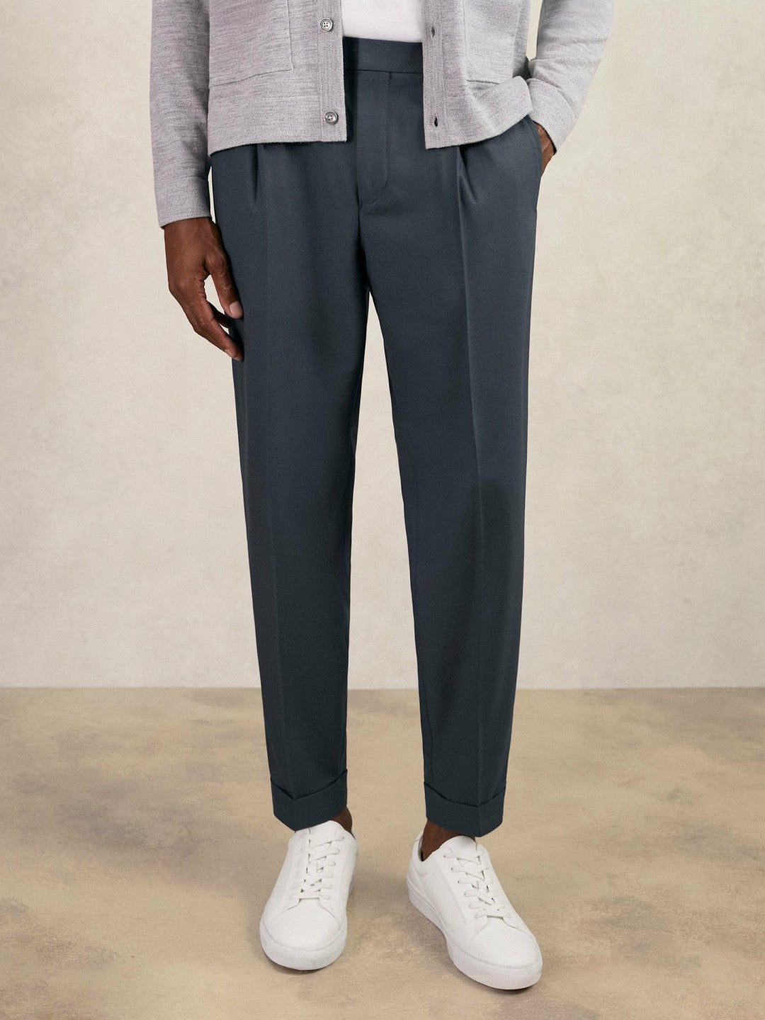 Reiss Relaxed-Fit Pleated Tapered Trousers in Steel Blue