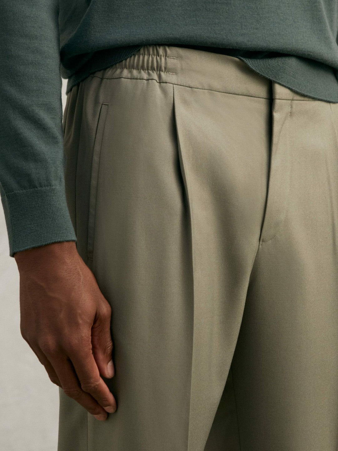 Reiss Best Seller - Relaxed-Fit Pleated Tapered Trousers in Sage
