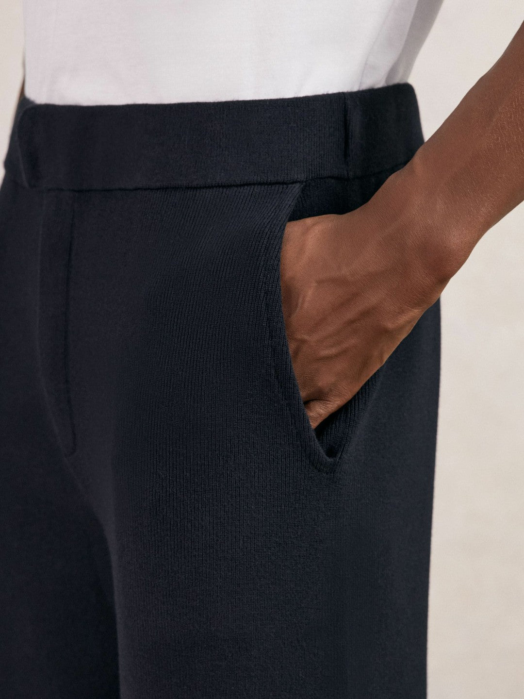 Reiss Popular Choice - Tapered Knitted Trousers in Navy