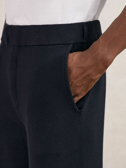 Reiss Popular Choice - Tapered Knitted Trousers in Navy