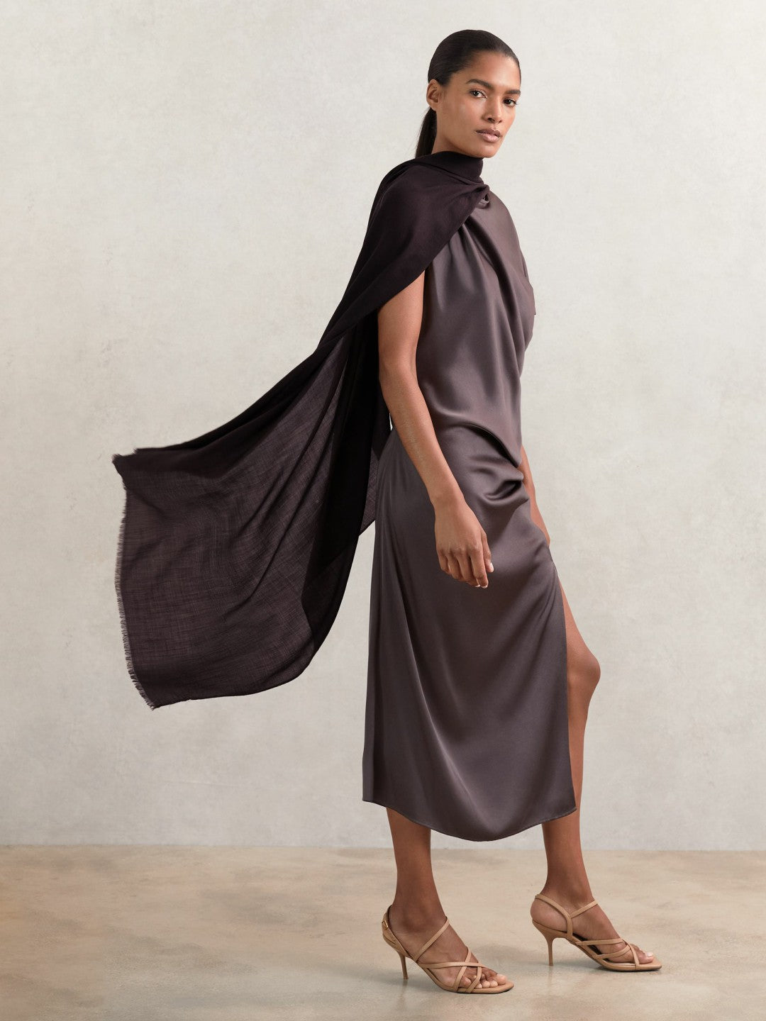 Reiss Sale - Wool-Cashmere Lightweight Scarf in Burgundy