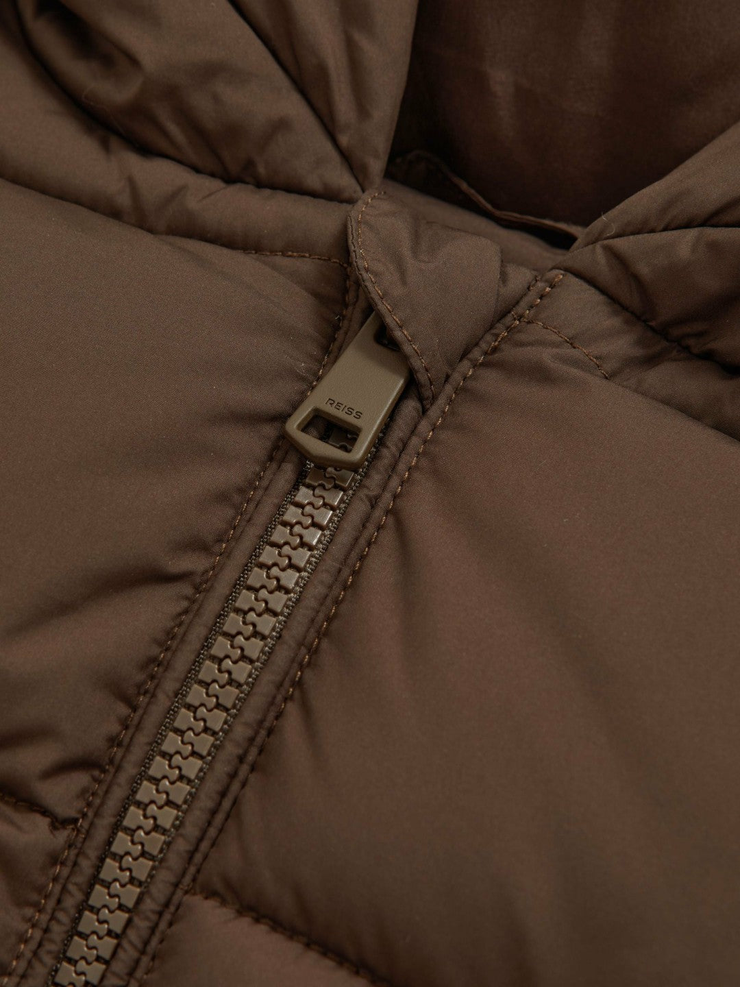 Reiss 3-9 yrs Short Hooded Puffer Coat in Chocolate