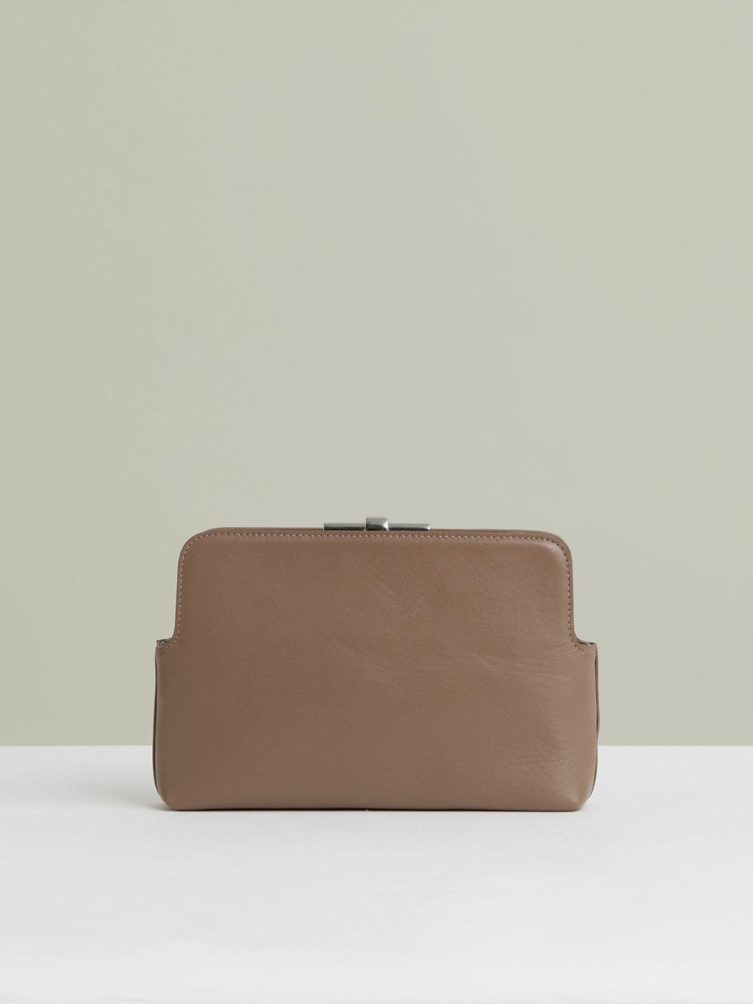 Reiss Affordable - Leather Frame Clutch Bag in Neutral