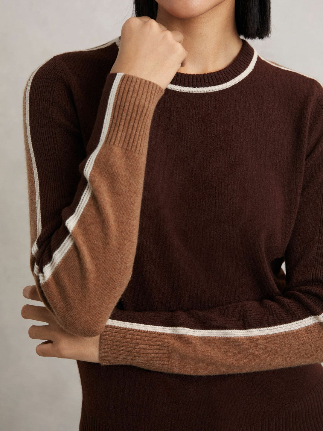 Reiss Value - Wool-Blend Colour-Block Jumper With Cashmere in Burgundy/Tan