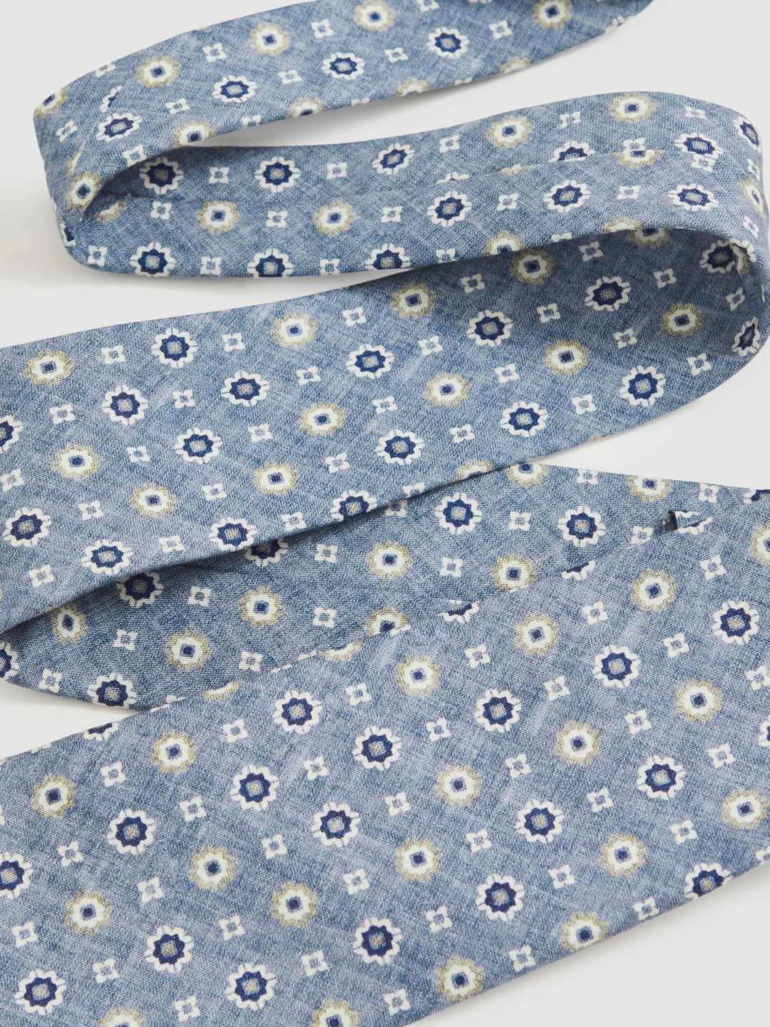 Reiss Affordable - Silk Floral-Medallion Tie in Soft Blue