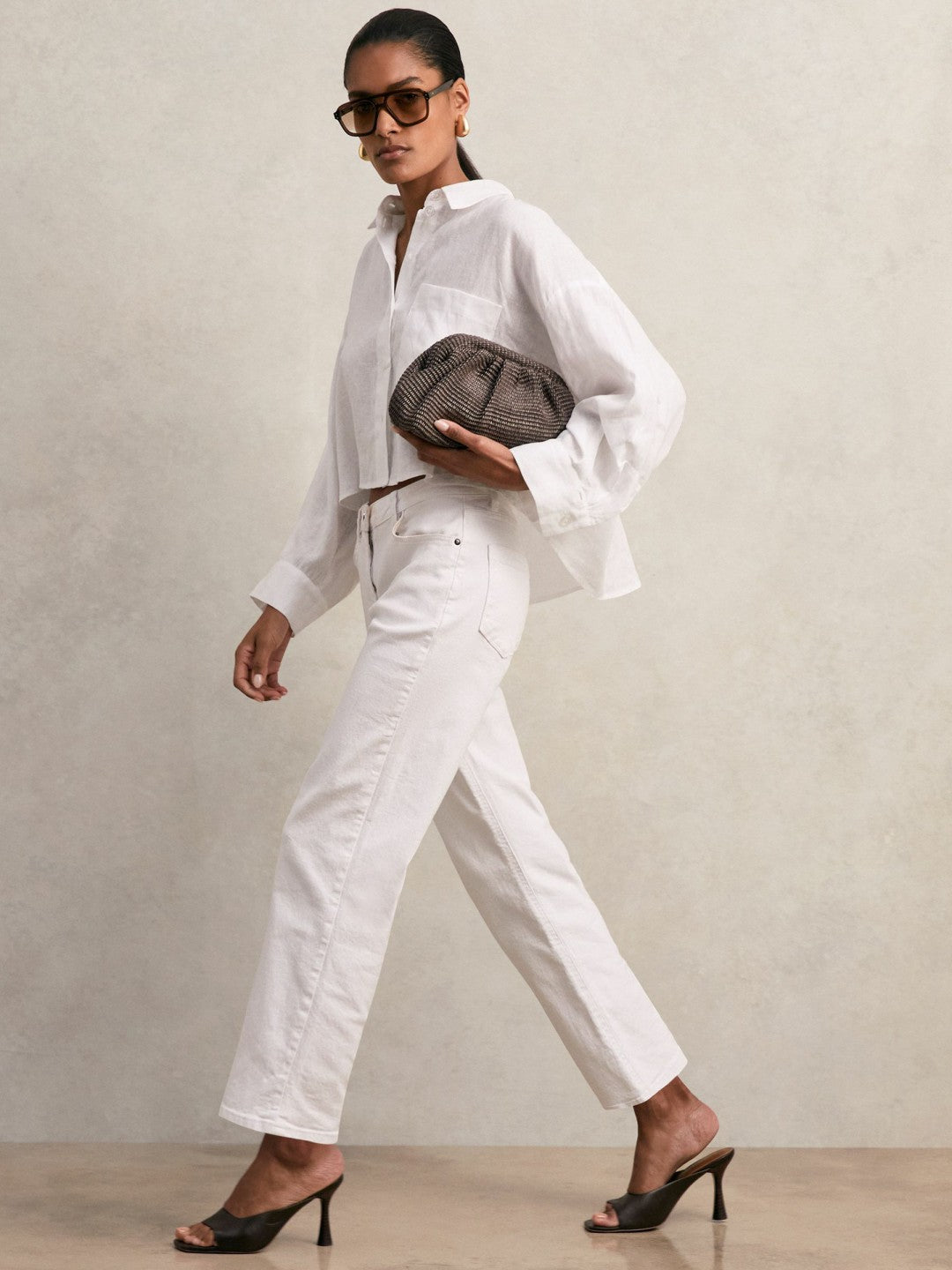 Reiss Value - Oversize Linen Cropped Shirt in White