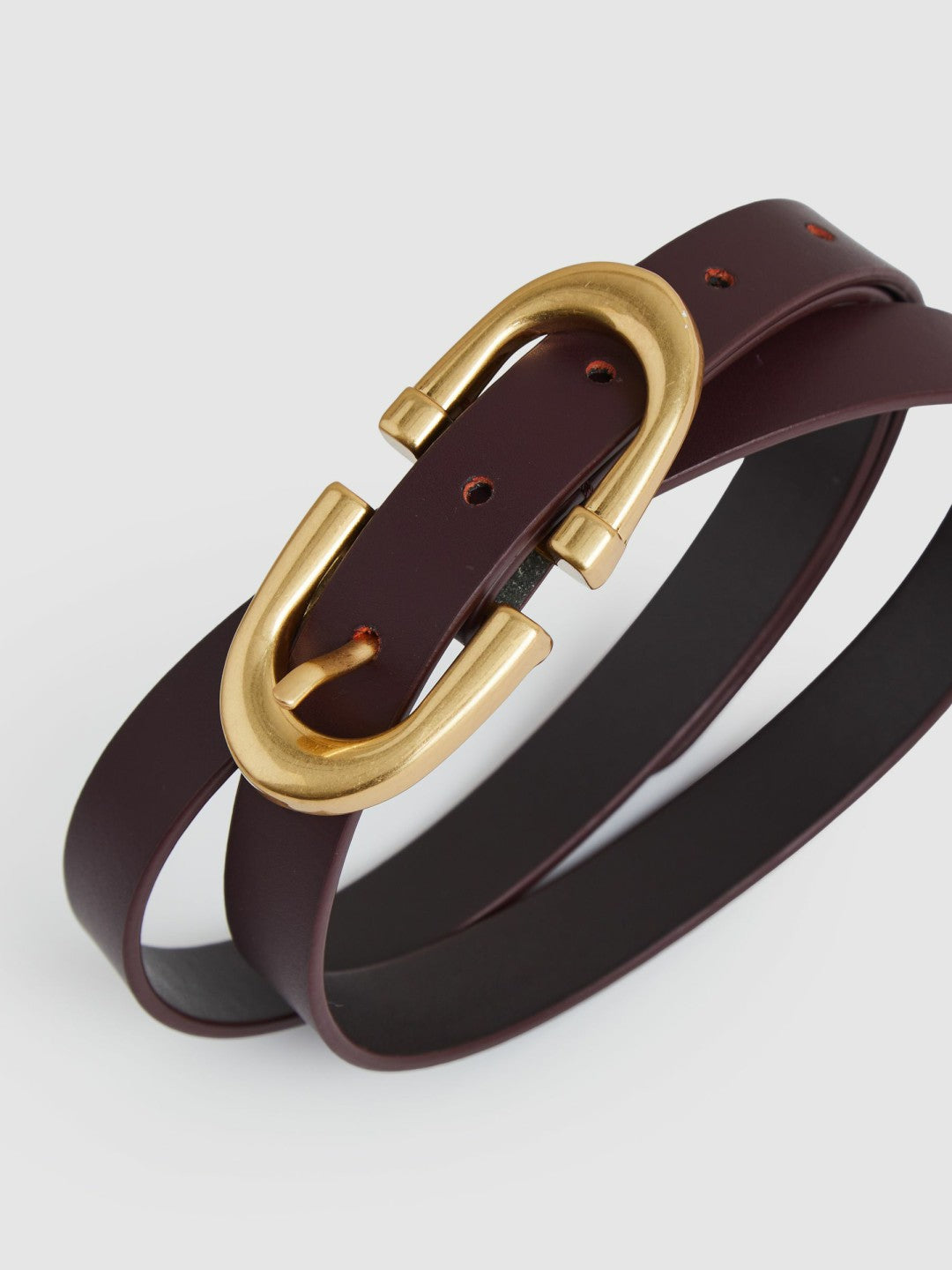 Reiss Value - Horseshoe Belt in Burgundy