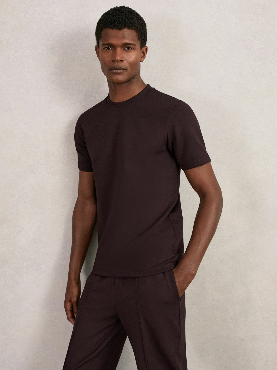 Reiss Interlock Jersey Crew Neck T-Shirt in Cherry Red