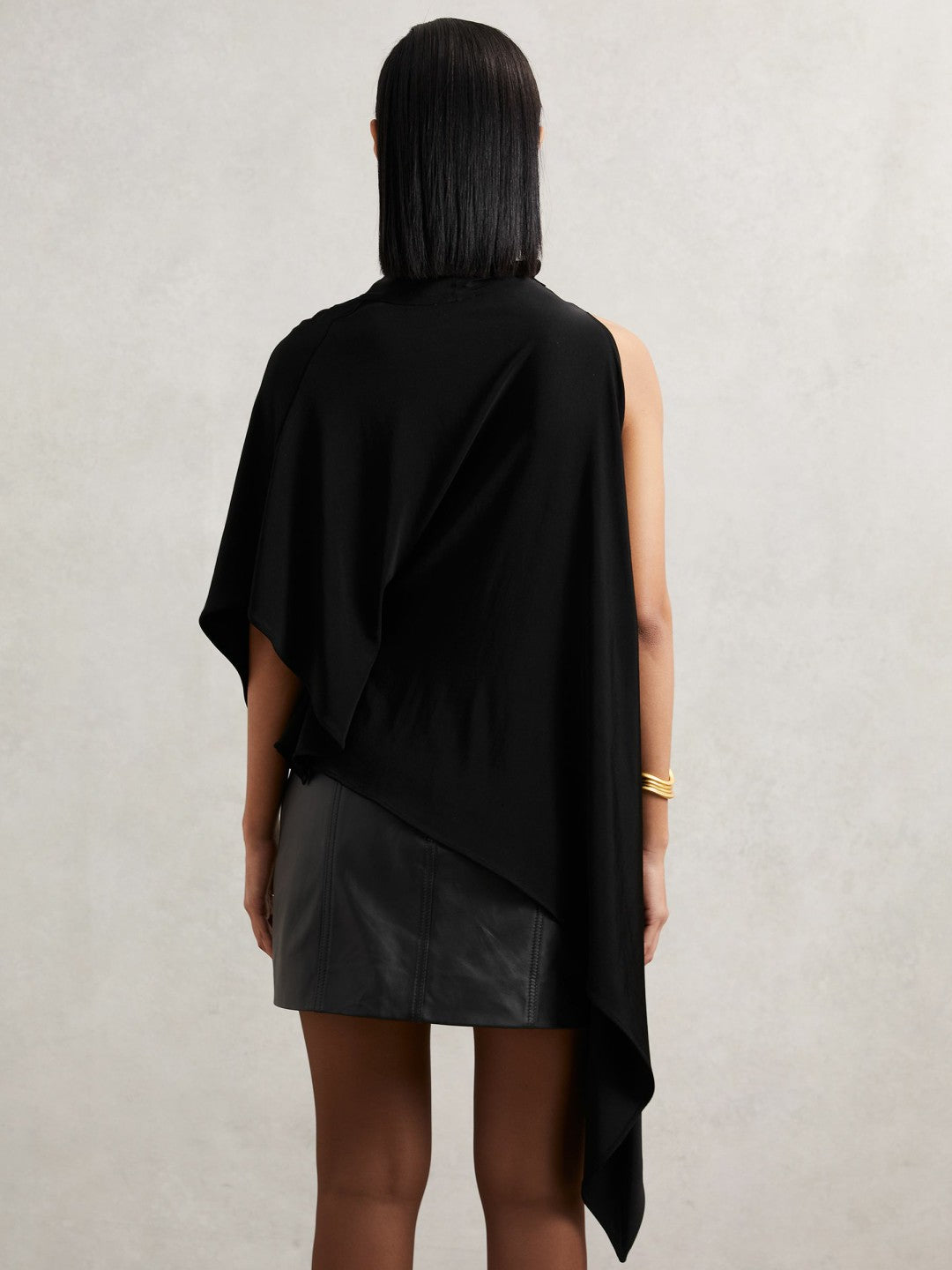 Reiss Offer - Cape Detail Top in Black