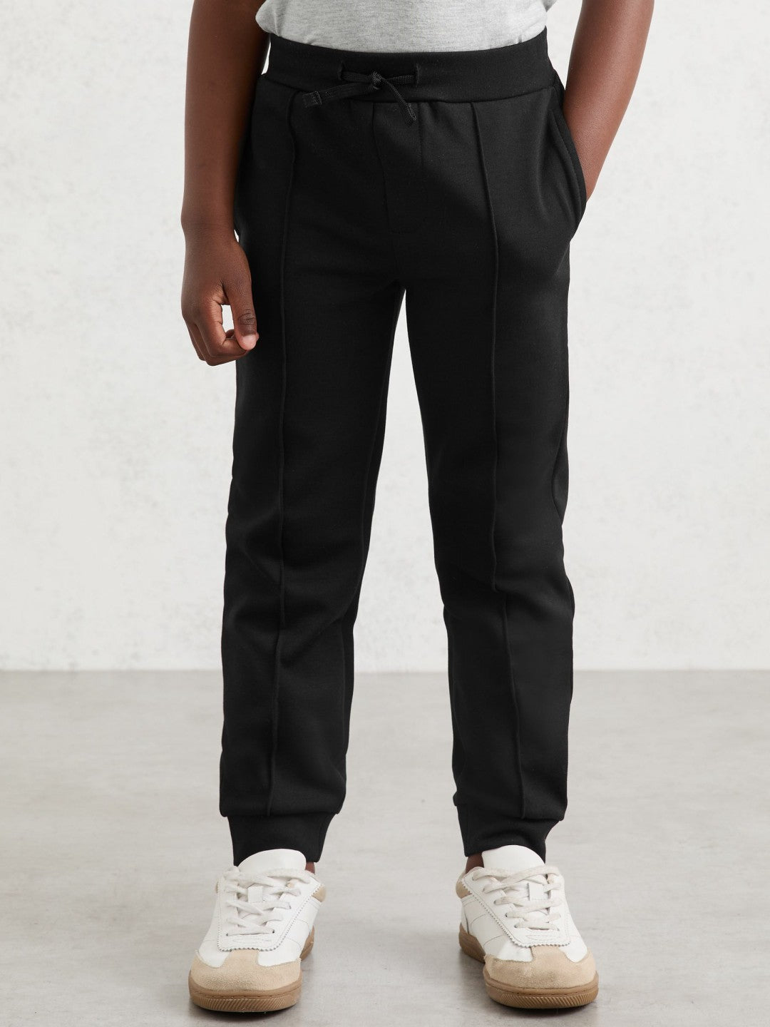 Reiss Deal - 13-14 yrs Interlock Drawstring Joggers in Black